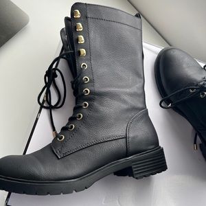 Guess trippin women’s combat boots